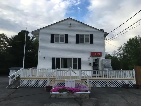 Knotty Pine Motel
