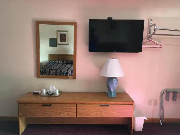 Knotty Pine Motel 8