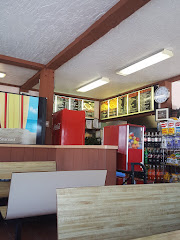 Pizza near Knotty Pine Motel